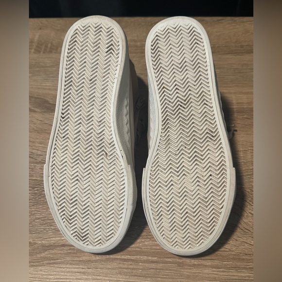 Cupcakes and cashmere girls sneakers size 2 side zipper glitter heart shoes - Picture 6 of 8